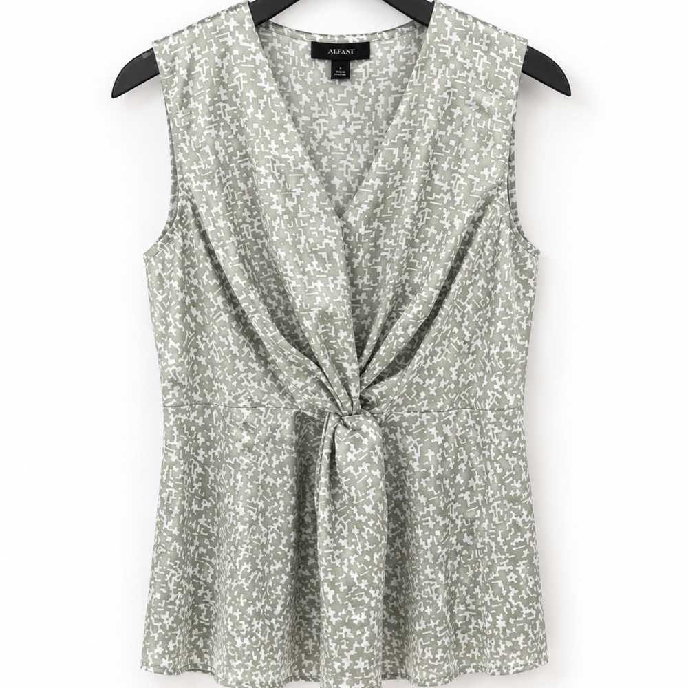 Alfani Women's Cream and Sage Patterned Blouse